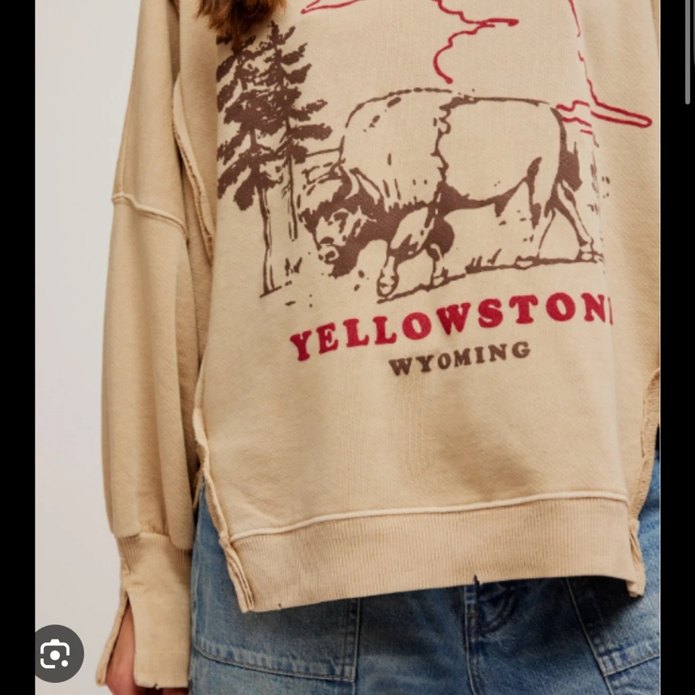 Free People - We The Free Graphic Camden. Size Small - Picture 2 of 3